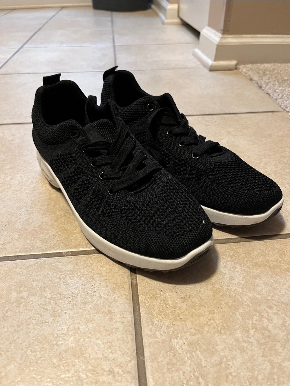 Women’s Black Knit Athletic Sneakers - For Long Shifts On Your Feet